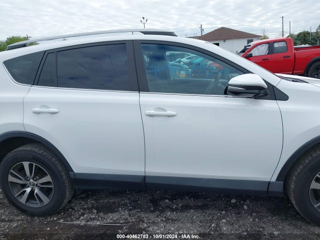 Toyota Rav4 Adventure/xle 2018 2T3RFREV2JW802688 Image 13
