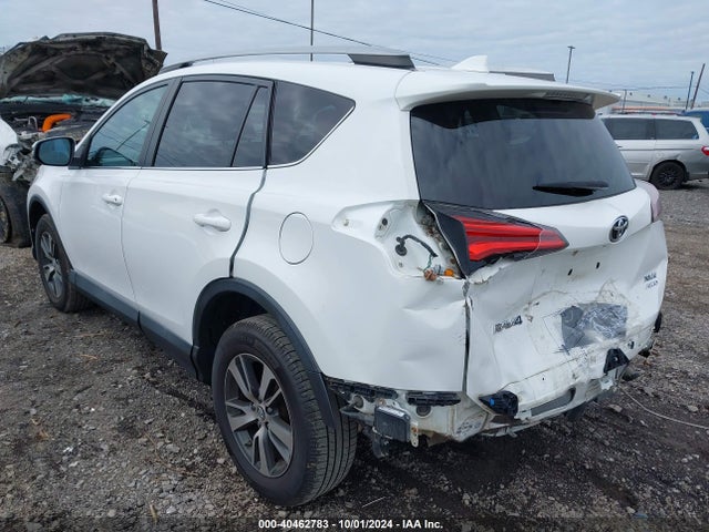 Toyota Rav4 Adventure/xle 2018 2T3RFREV2JW802688 Image 3