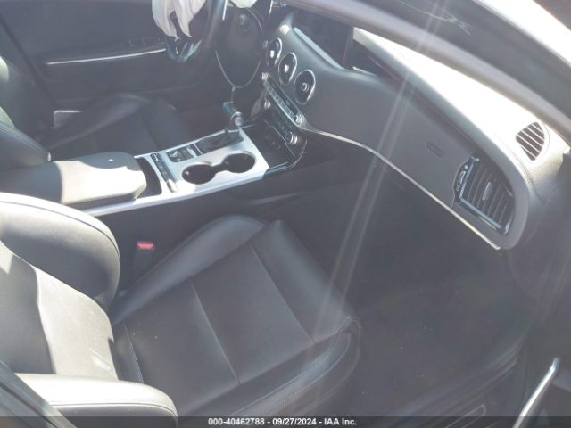 KNAE45LC1N6107329 KIA Stinger Gt1