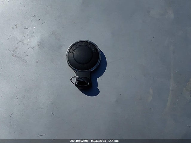 2010 MINI COOPER WMWMF3C55ATZ22737 Photo 10