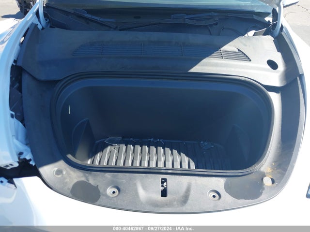 2023 TESLA MODEL Y 7SAYGDEE8PF634374 Photo 9
