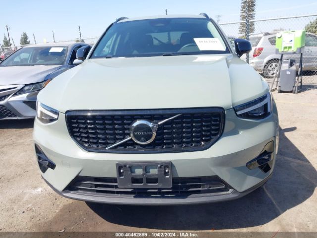 YV4L12UX6P2087668 Volvo Xc40 B5 Ultimate Dark Theme