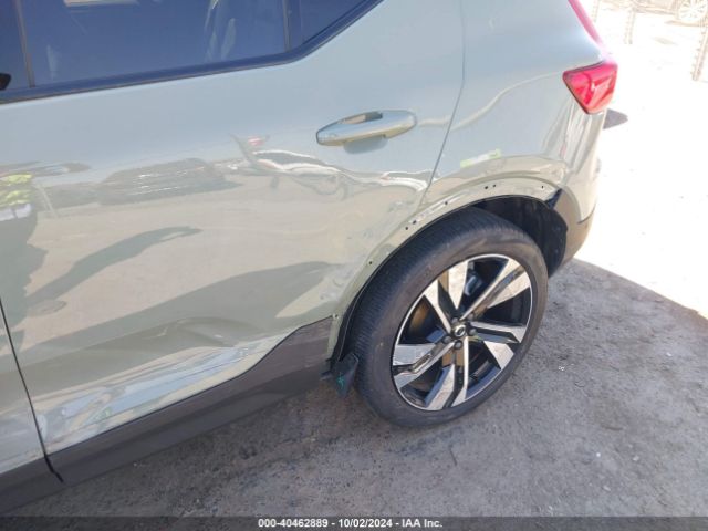 YV4L12UX6P2087668 Volvo Xc40 B5 Ultimate Dark Theme