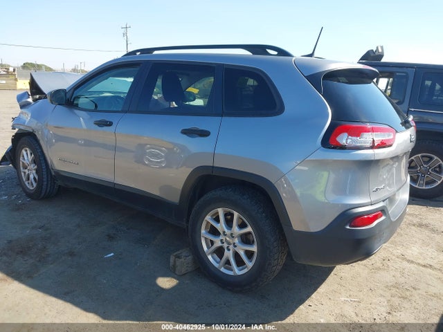 1C4PJMAB2GW199109 Jeep Cherokee Sport