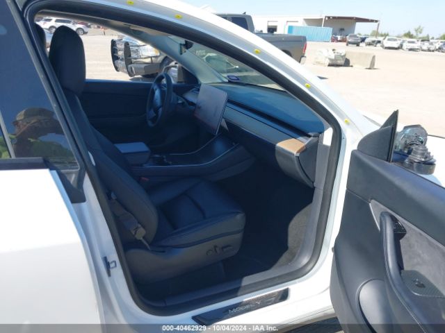 5YJYGDEF7LF001560 Tesla Model Y Long Range Dual Motor All-wheel Drive/performance Dual Motor All-wheel Drive