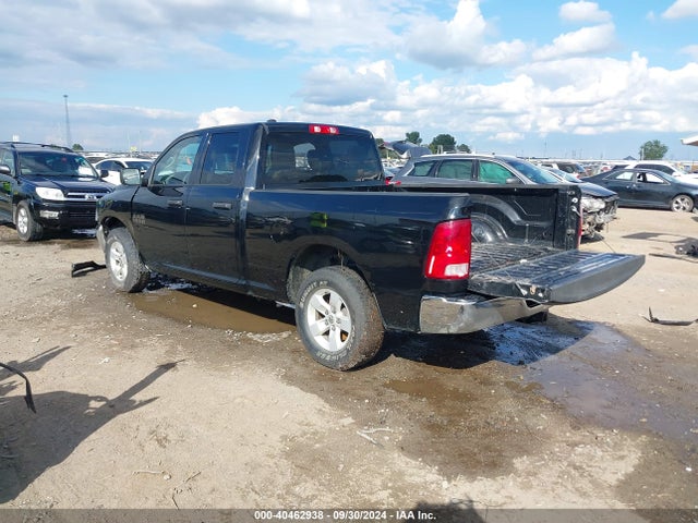 1C6RR6FG3KS704812 RAM 1500 Classic Tradesman Quad Cab 4x2 6'4 Box