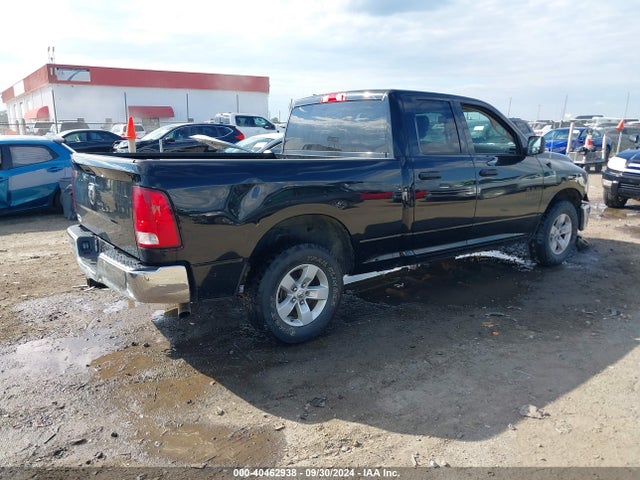 1C6RR6FG3KS704812 RAM 1500 Classic Tradesman Quad Cab 4x2 6'4 Box