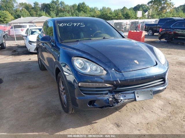 2011 PORSCHE CAYENNE WP1AB2A2XBLA51676 Photo 0