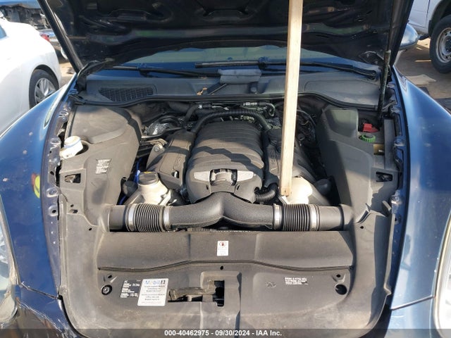 2011 PORSCHE CAYENNE WP1AB2A2XBLA51676 Photo 9