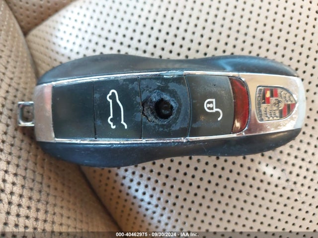 2011 PORSCHE CAYENNE WP1AB2A2XBLA51676 Photo 10