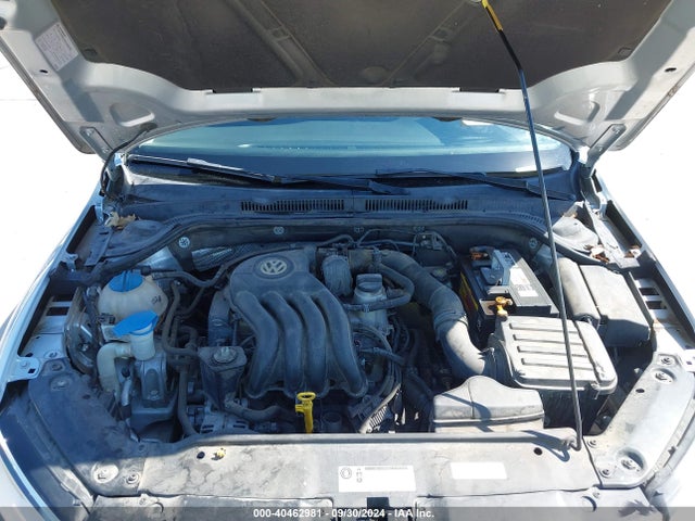 40462981 :رقم المزاد ، 3VW2K7AJ6FM339979 vin ، 2015 Volkswagen Jetta 2.0l S مزاد بيع
