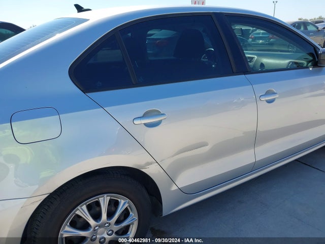 40462981 :رقم المزاد ، 3VW2K7AJ6FM339979 vin ، 2015 Volkswagen Jetta 2.0l S مزاد بيع