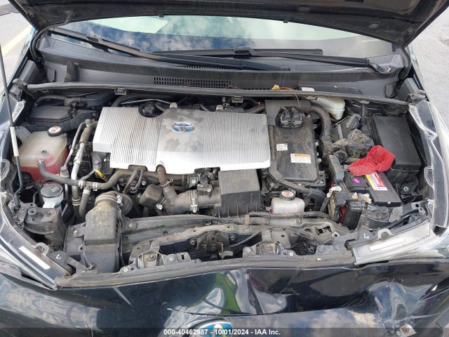 Toyota Prius Two Eco 2018 JTDKARFU5J3068556 Image 10