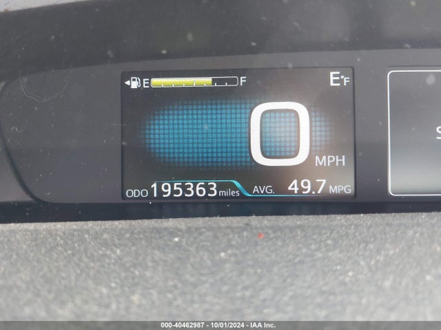 Toyota Prius Two Eco 2018 JTDKARFU5J3068556 Image 15