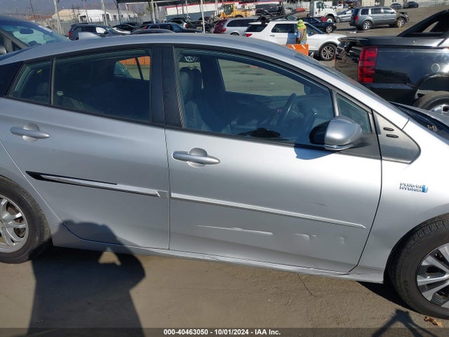 Toyota Prius Prime Limited 2021 JTDKAMFP8M3189096 Image 14