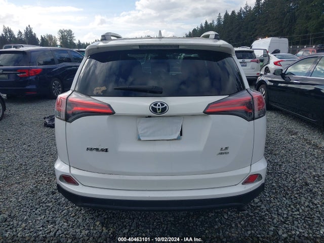 Toyota RAV4 LE 2017 2T3BFREV4HW662980 Image 16