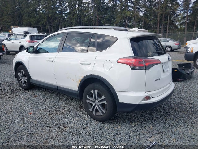 Toyota RAV4 LE 2017 2T3BFREV4HW662980 Image 3