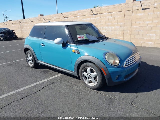 2009 MINI COOPER WMWMF33589TW74074 Photo 0