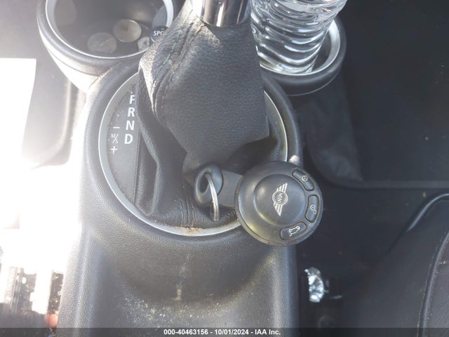 2009 MINI COOPER WMWMF33589TW74074 Photo 10