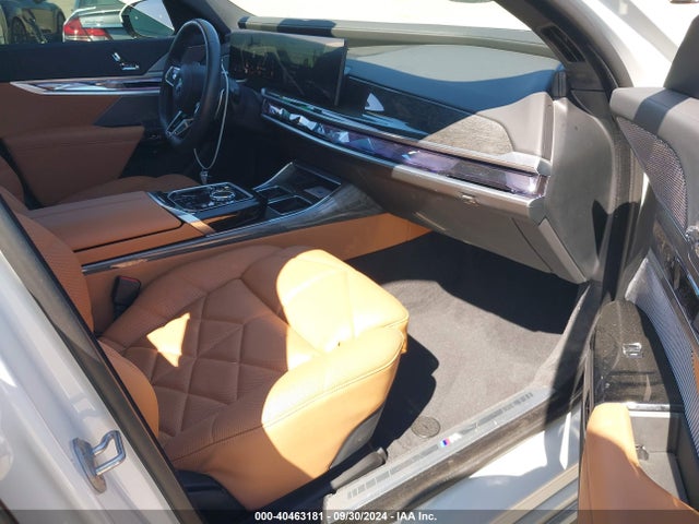 WBA23EH03RCP97807 BMW 740 I