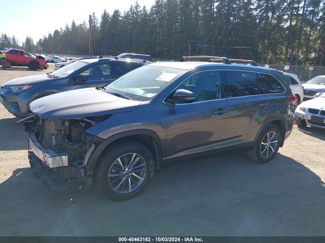 Toyota Highlander Xle 2019 5TDJZRFH7KS569519 Image 2