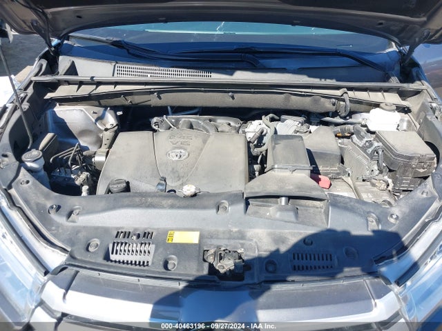 Toyota Highlander Xle 2019 5TDJZRFHXKS597850 Image 10