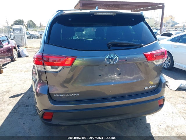 Toyota Highlander Xle 2019 5TDJZRFHXKS597850 Image 16
