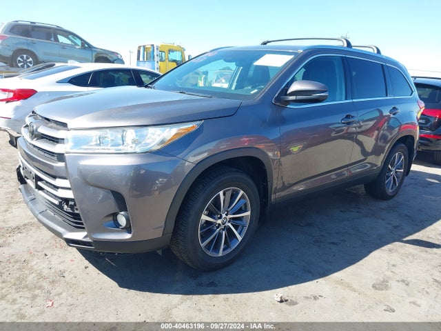 Toyota Highlander Xle 2019 5TDJZRFHXKS597850 Image 2