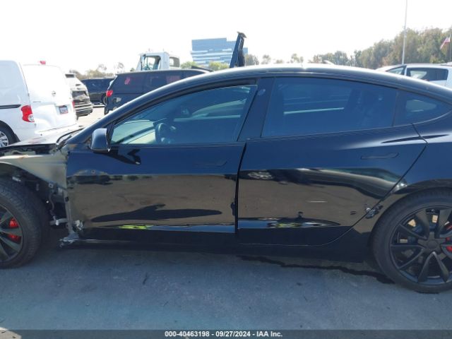 5YJ3E1EA4JF010698 Tesla Model 3 Long Range/mid Range