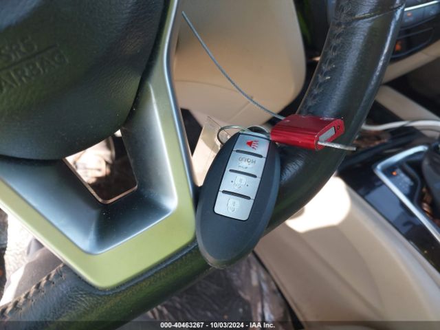 5N1AT2MVXHC821139 Nissan ROGUE SV