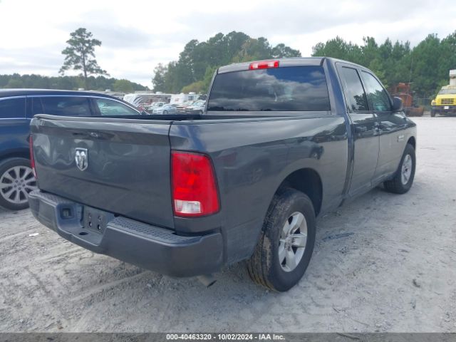 1C6RR6FG7JS202206 RAM 1500 Express Quad Cab 4x2 6'4 Box