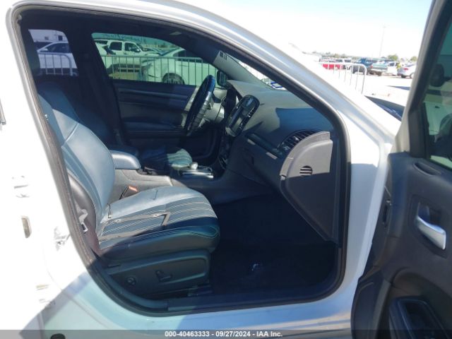 2C3CCABG9FH767083 Chrysler 300 300s
