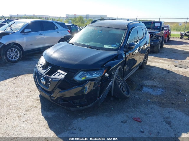 Nissan ROGUE SV 2017 5N1AT2MT3HC756973 Image 2