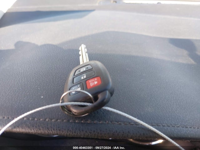 Toyota COROLLA LE 2015 2T1BURHE0FC238642 Image 11