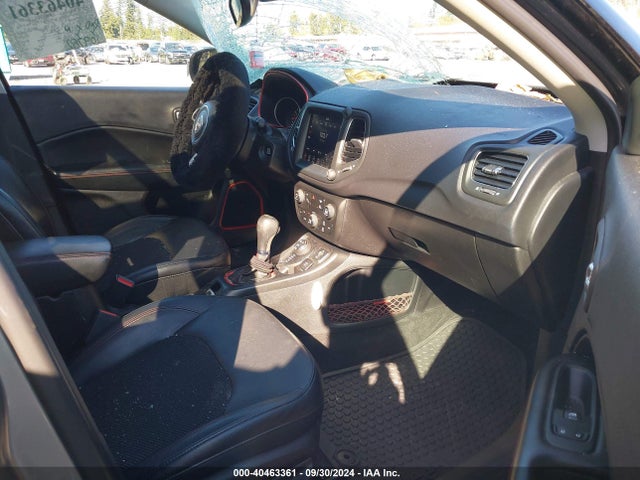 3C4NJDDB9HT657576 Jeep New Compass Trailhawk 4x4