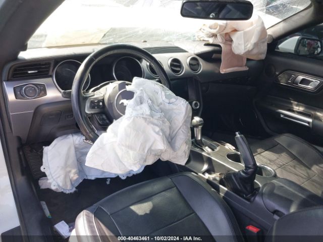 1FATP8UH6J5142838 Ford Mustang