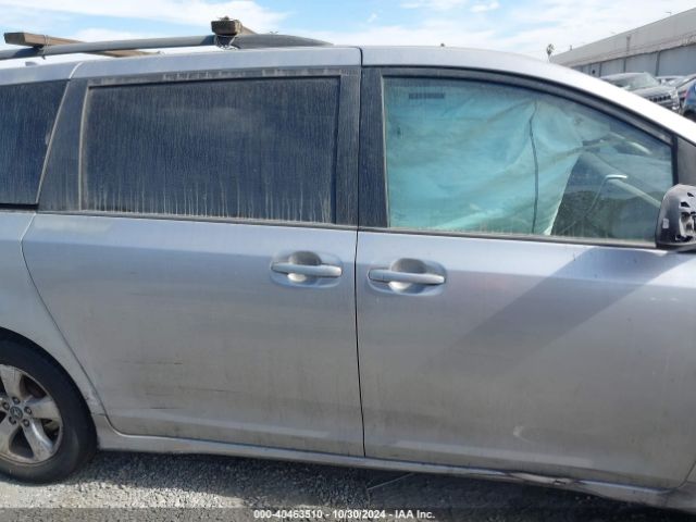 5TDKZ3DC7JS919500 Toyota Sienna Le 8 Passenger