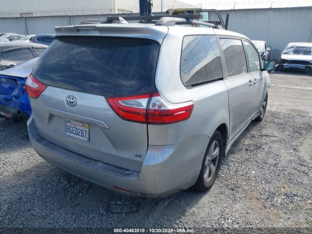 5TDKZ3DC7JS919500 Toyota Sienna Le 8 Passenger
