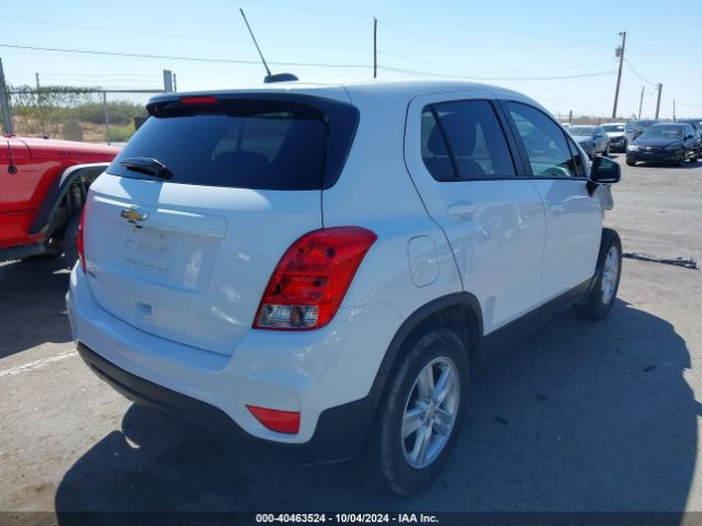 KL7CJKSM6NB550687 Chevrolet Trax Fwd Ls