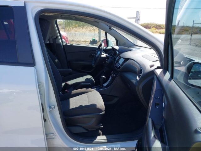 KL7CJKSM6NB550687 Chevrolet Trax Fwd Ls