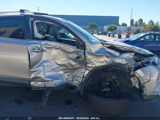 2T3YFREV3HW403326 Toyota Rav4 Limited/platinum