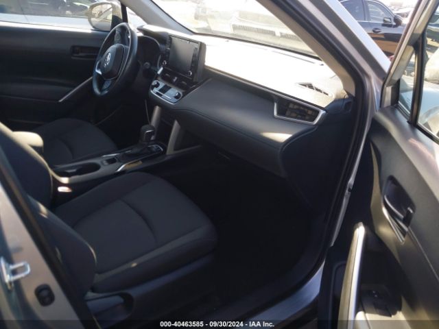 7MUCAAAG9NV021774 Toyota Corolla Cross Le