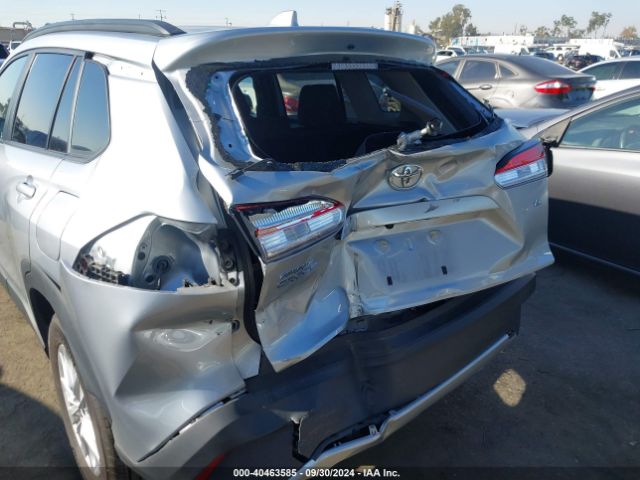 7MUCAAAG9NV021774 Toyota Corolla Cross Le