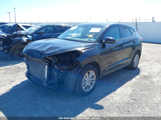 Hyundai TUCSON SE 2018 KM8J2CA40JU625389 Image 2