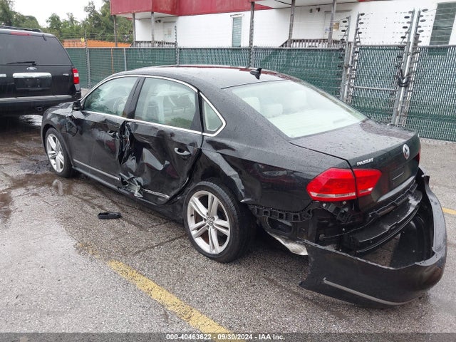 1VWBN7A33EC032973 Volkswagen Passat 2.0l Tdi Se