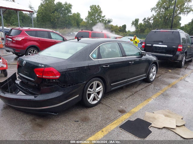 1VWBN7A33EC032973 Volkswagen Passat 2.0l Tdi Se