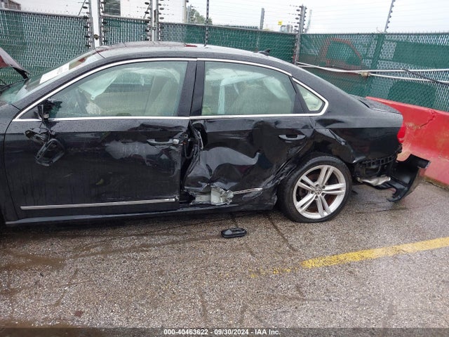 1VWBN7A33EC032973 Volkswagen Passat 2.0l Tdi Se