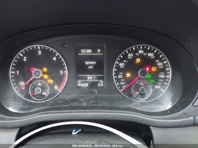 1VWBN7A33EC032973 Volkswagen Passat 2.0l Tdi Se