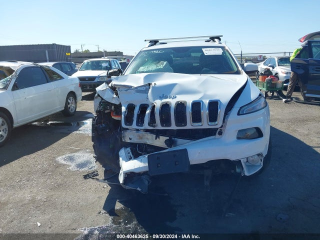 Jeep Cherokee Latitude 2015 1C4PJMCS0FW755610 Image 13