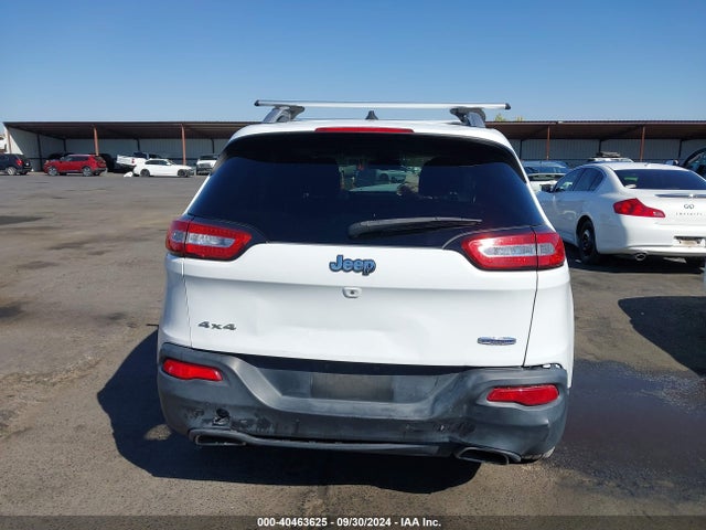 Jeep Cherokee Latitude 2015 1C4PJMCS0FW755610 Image 17
